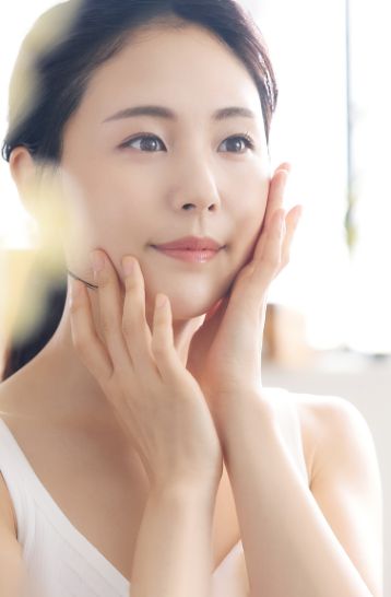 透明感にあふれるワンランク上の「お肌」づくりイメージ